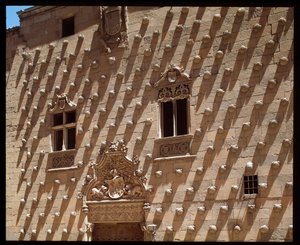 ゴシック様式のファサードの眺め（1493-1517年 作： Spanish School