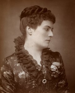 ソフィー・エア、イギリスの女優、1883年 作： St James