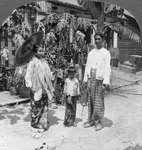 ビルマ家族、ラングーン、ビルマ、1908 作： Stereo Travel Co