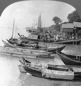 イラワディ川を見上げる、ビルマ、ラングーン、1908年 作： Stereo Travel Co
