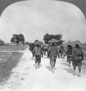 1908年、ビルマのバーモから中国へ