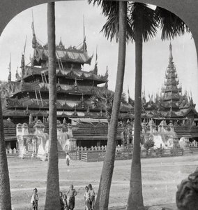 アインダウヤクパゴダ、マンダレー、ビルマ、1908年の近くの異教の王の寺院。