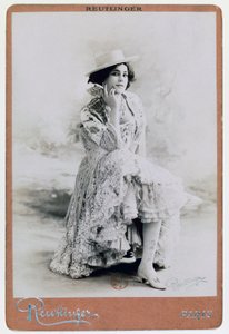 ロラ・モンテスとして知られるエリザ・ロザンナ・ギルバート（グランジ 作： Studio Reutlinger