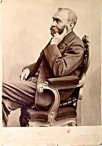 アルフレッド・ノーベル（1833-1896）、Atelje Florman著、ストックホルム 。アルブミン写真
