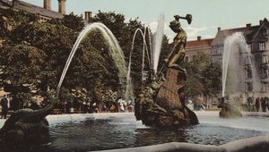 ストックホルム: Fontanen "Tors Fiske" (カラー写真)