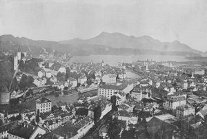 ルツェルンとリギ（モノクロ写真 作： Swiss Photographer