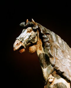 馬の細部 7世紀後半～8世紀前半 顔料と金彩の痕跡がある土器 作： Tang Dynasty Chinese School