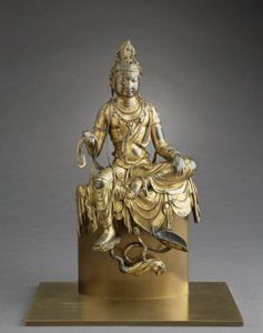 観音菩薩坐像 8世紀 ブロンズ・金メッキ 作： 唐王朝の中国語学校