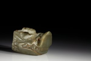 The Junkunc Jade Dragon Head (jade) 作： Tang Dynasty Chinese School