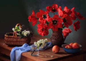  作： Tatyana Skorokhod