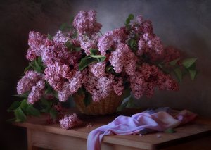  作： Tatyana Skorokhod