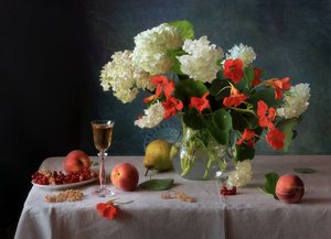  作： Tatyana Skorokhod
