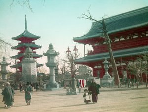 1900年～1915年頃の東京、浅草寺山門（写真）