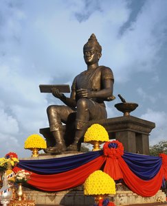 ラムカムヘン大王 作： Thai School