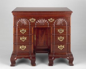 局テーブル、c。 1773-1783（マホガニー、ストローブマツ、栗、ソフトメープル、イエローポプラ）