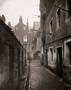 Close, High Street, Glasgow, Scotland 作： Thomas Annan
