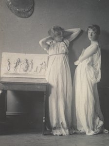 ギリシャのドレスを着た 2 人の生徒、1883 年、1883 年。 作： Thomas Eakins