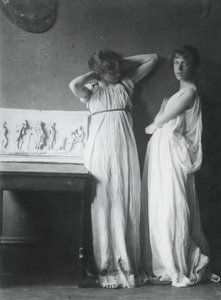 ギリシャの衣装を着た正体不明のモデル、c。 1883年。 作： Thomas Eakins
