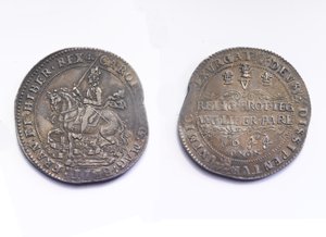 オックスフォードクラウン、1644年（金属）