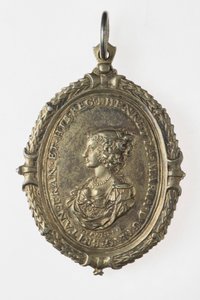 チャールズ1世とヘンリエッタ・マリアのサポーターバッジ、1649年頃（シルバーギルト 作： Thomas Rawlins