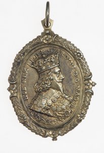 チャールズIとヘンリエッタマリアのサポーターバッジ、1649年頃（シルバーゴールド） 作： Thomas Rawlins