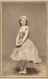 バレエ・ダンサーの肖像,c.1860年（写真） 作： トーマス・ライス・バーナム
