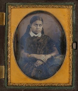 女性の肖像,c.1850年（写真） 作： トーマス・S・ウォルシュ