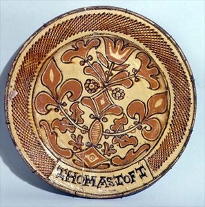 スタッフォードシャーの皿、1680年頃（スリップウェア） 作： Thomas Toft