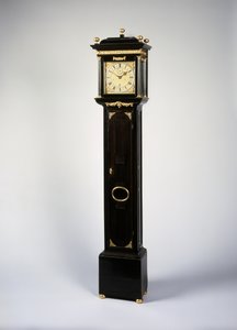 チャールズ2世ローマンストライキング月送りロングケースクロック 作： Thomas Tompion