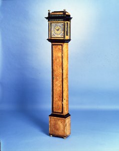 ツゲの木のトンピオン夜時計、c.1678-80（ツゲの木と黒檀） 作： Thomas Tompion