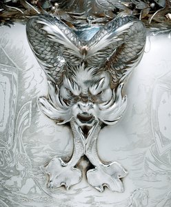 ヨットのトロフィーの詳細 作： Tiffany and Company