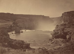 ショショーニ滝、スネークリバー、アイダホ州、1874 年。 作： Tim O Sullivan