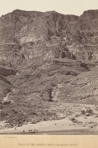 グランド・キャニオンの壁、コロラド川、1871年（写真） 作： ティモシー・オサリバン