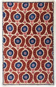 刺繡のリネンカバー、オスマン帝国、17世紀後半から18世紀初頭 作： Turkish School