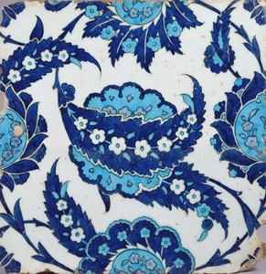 タイル、イズニック、トルコ、1540-50（釉薬の下に多色の石膏ペースト） 作： Turkish School
