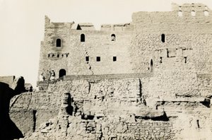 修復後の聖シメオン修道院、エジプト、アスワン、ウーゴ・モンネレ・ド・ヴィラール撮影
