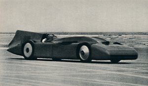 1937年、デイトナの砂浜で時速276マイル 作： Unbekannt