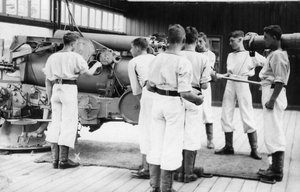 6インチのガンドリル、イギリス海軍の訓練施設、サフォーク、ショットリー、1936年 作： Unbekannt