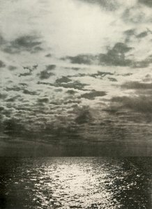 海が凍る前の雲の効果、c1908、1909 作： Unbekannt