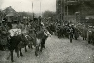 コサックパトロールとロシアの歩兵、1919年。 作： Unbekannt