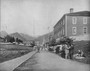 アラスカ州シトカのストリート、c1897。 作： Unbekannt