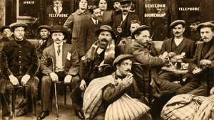 パリ、第一次世界大戦、1914-1918、1933年のカフェの難民フィールドワーカーのグループ。 作： Unbekannt