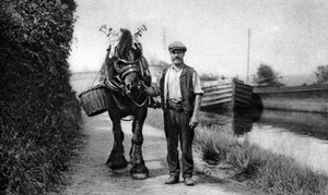 運河のはしけを引っ張る馬、1926-1927 作： Unbekannt