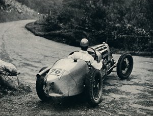 シェルジーウォルシュでのスキッド、1937 作： Unbekannt
