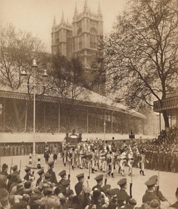 1937年5月12日、ウェストミンスターで数千人から称賛 作： Unbekannt