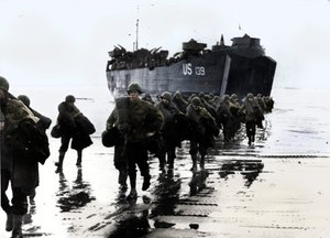 1944年にアメリカ軍がノルマンディーの砂浜に上陸 作： Unbekannt