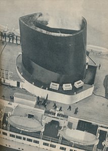 ノルマンディーデッキの異常な角度、1936 作： Unbekannt