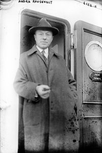 アンドレ・ルーズベルト（1879-1962）（モノクロ写真 作： Unbekannt