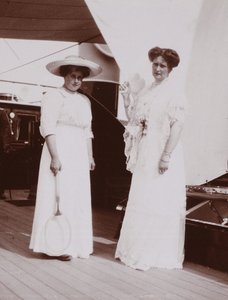 アンナアレクサンドロフナビルボヴァは1912年から1913年までロシアの皇后アレクサンドラフョードロヴナと共に去りました 作： Unbekannt