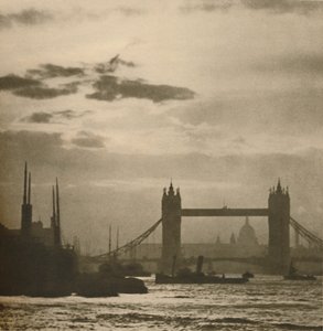 船がプールからロンドンを見るように、c1935。 作： Unbekannt